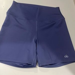 Alo biker shorts periwinkle size large